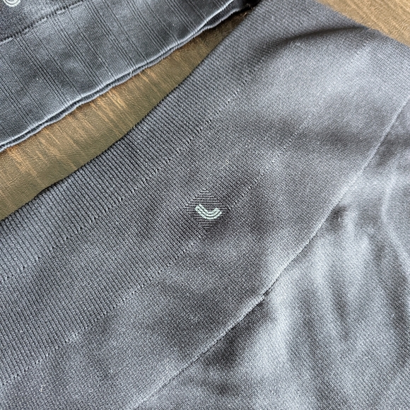 Lolë Workout Kit - Sweat Tech Rib Bra & Leggings - Picture 13 of 14